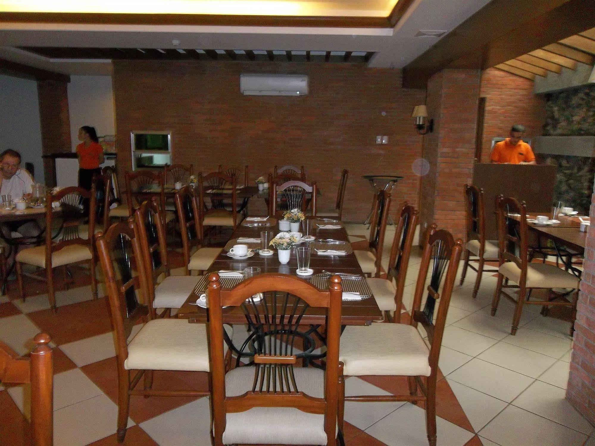 Hotel Emilia Davao City Εξωτερικό φωτογραφία