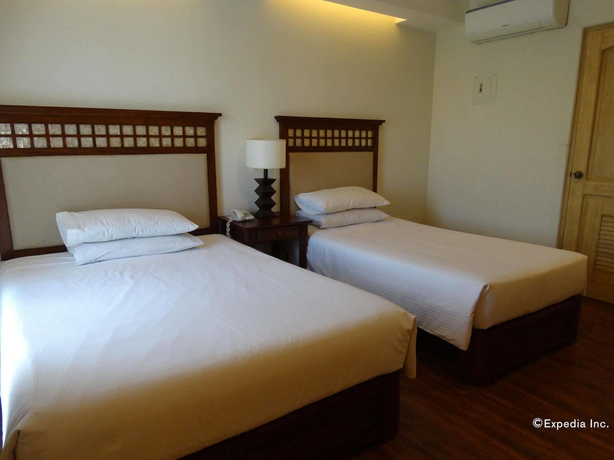 Hotel Emilia Davao City Εξωτερικό φωτογραφία