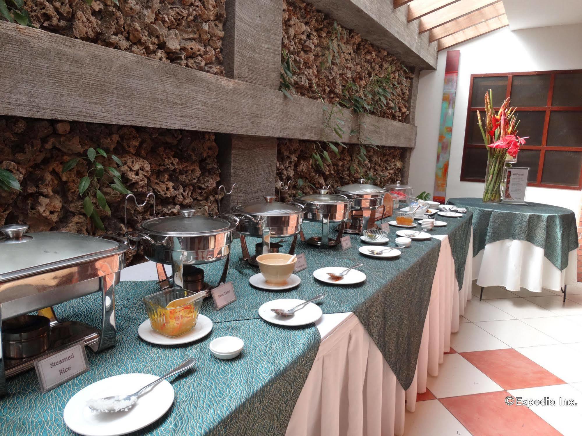 Hotel Emilia Davao City Εξωτερικό φωτογραφία